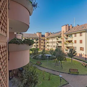 Milan Forum Camelia , Assago Italia
